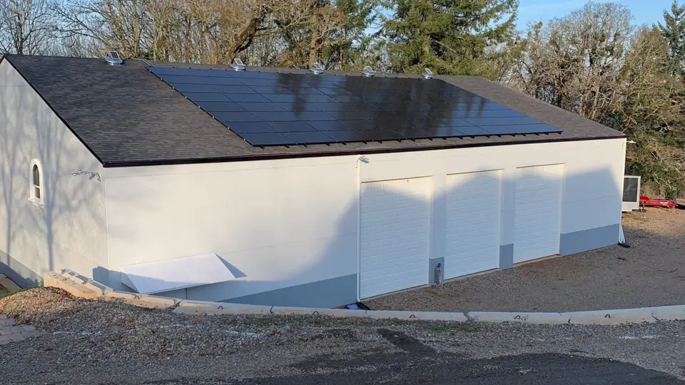 A building with solar panels on the roof