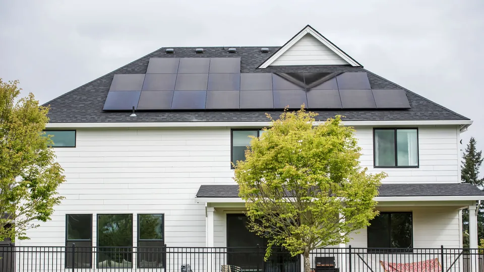 Solar panels on the roof of an Oregon home