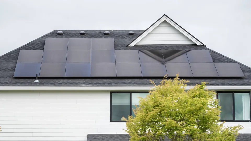 Solar panels on the roof of an Oregon home