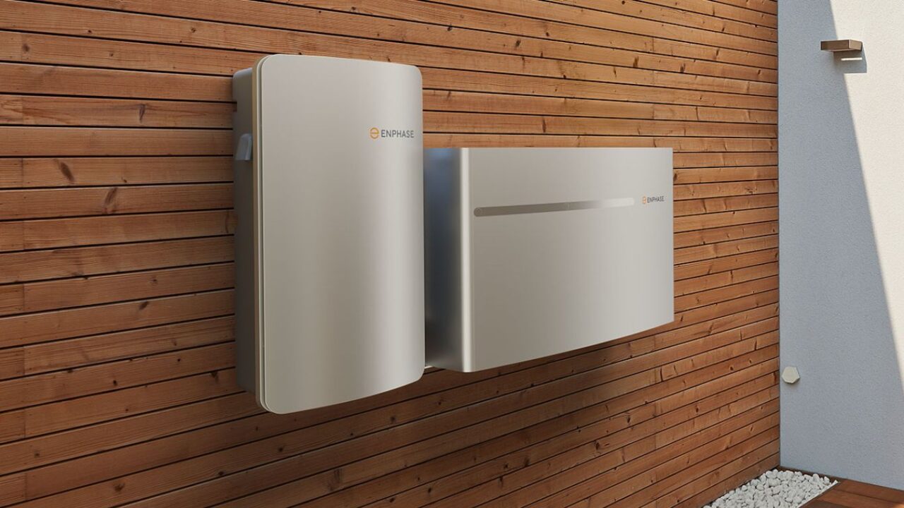 solar installation Solar Plus Batteries: Dynamic Duo for Energy Independence