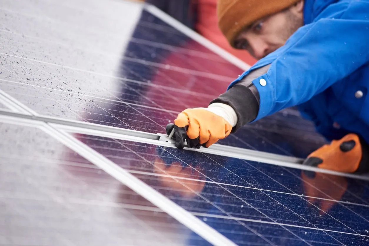 Solar Panel Removal & Reinstall in Oregon City (97045) — What You Need to Know